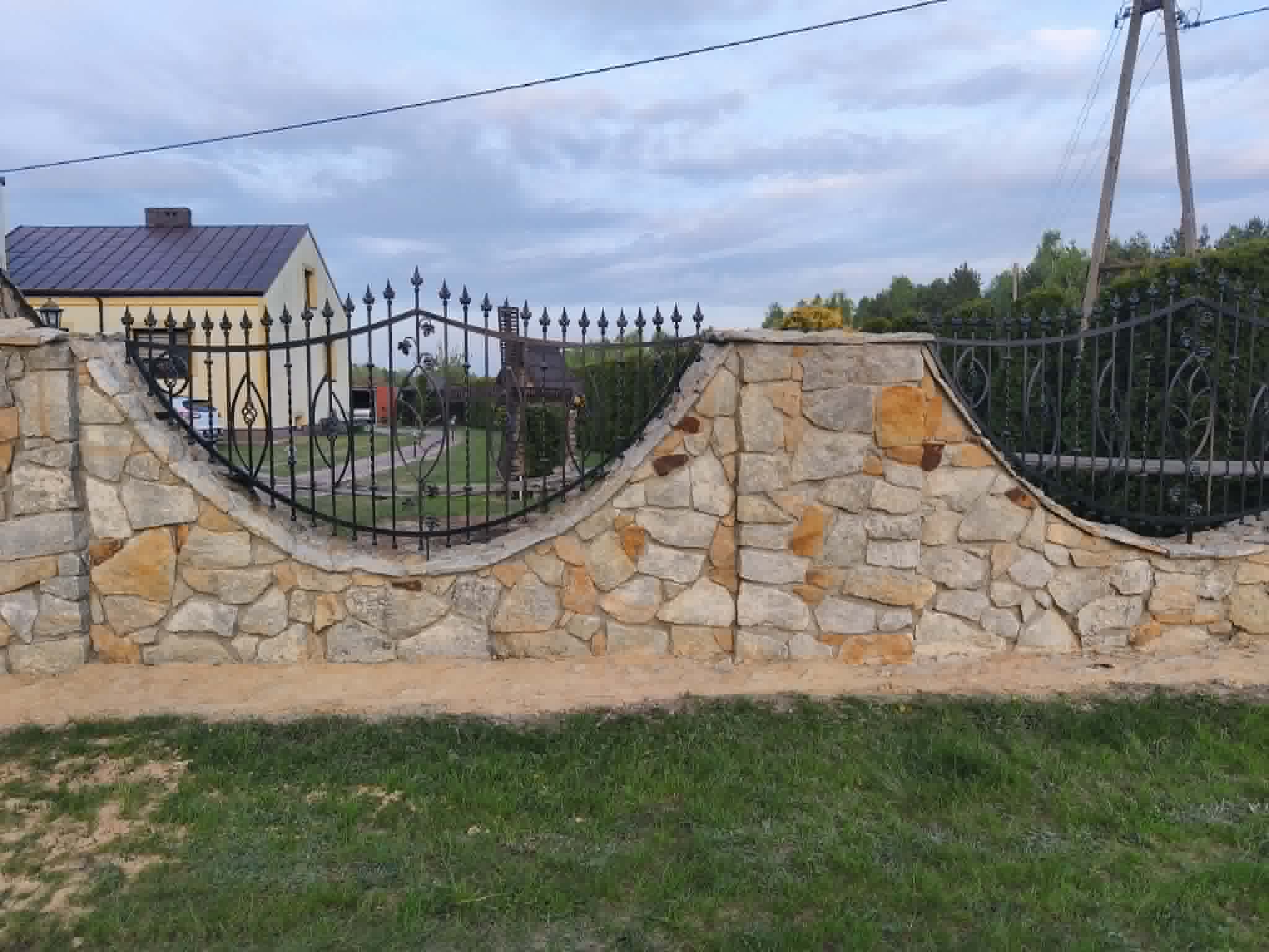 Mycie ogrodzenia – Ostrowy nad Okszą